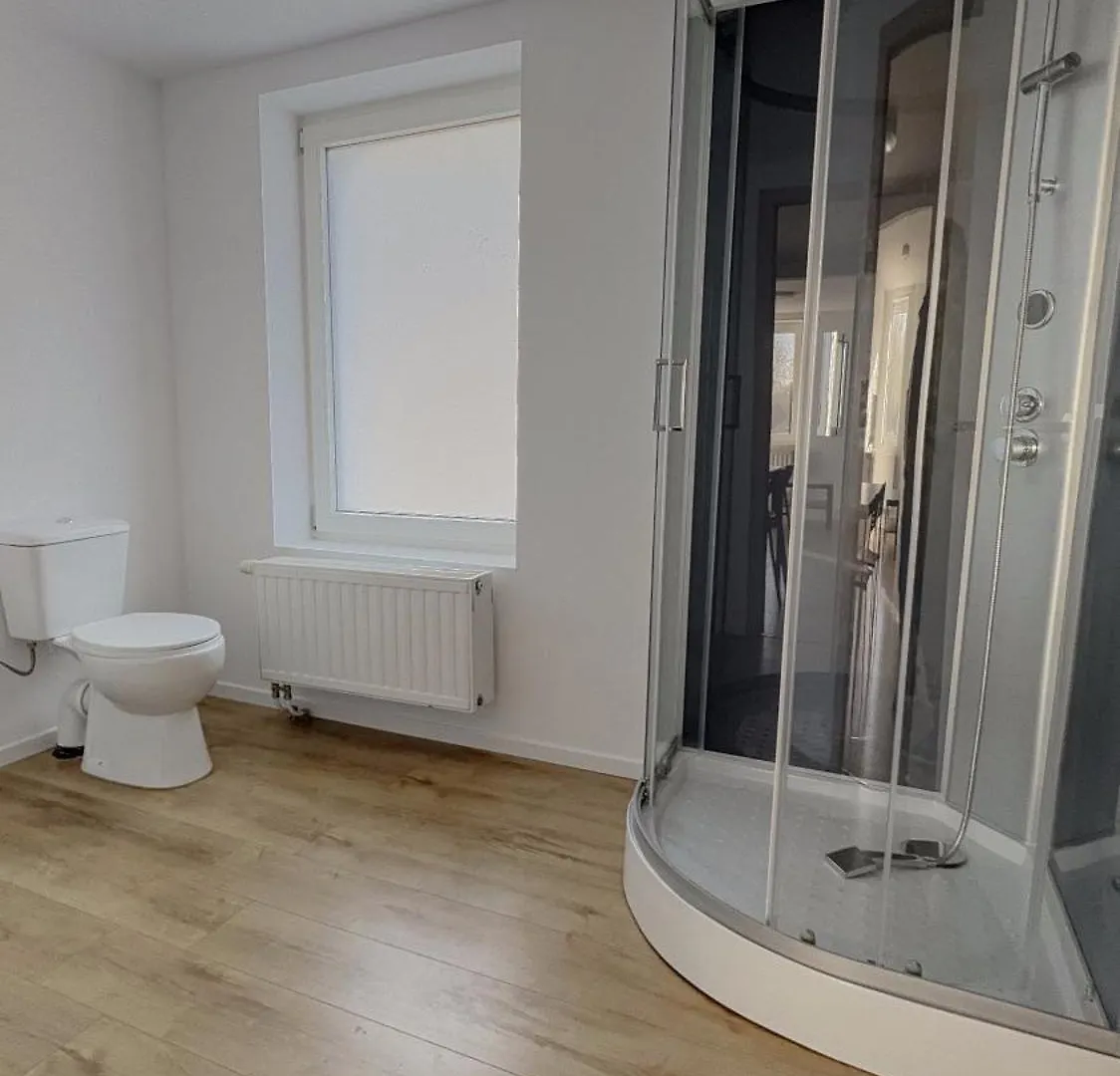 Jean 1A Brussels-Charleroi-Airport Apartment 0*, Charleroi