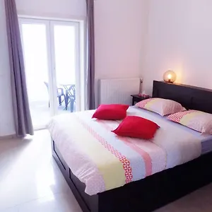 La Lodelinsartoise - Meuble De 3 Cles Apartament